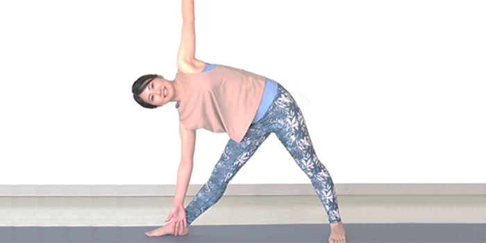 「DETOX YOGA デトックスヨガ」
